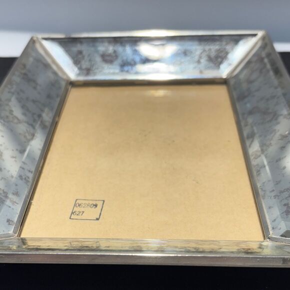 Elegant Silver Picture Frame - Picture 2 of 6